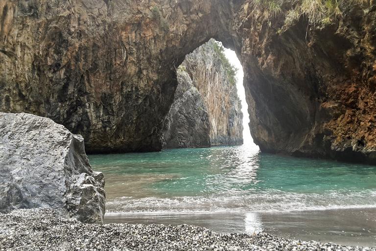 Spiaggia dell'Arco Magno, Kalabrien